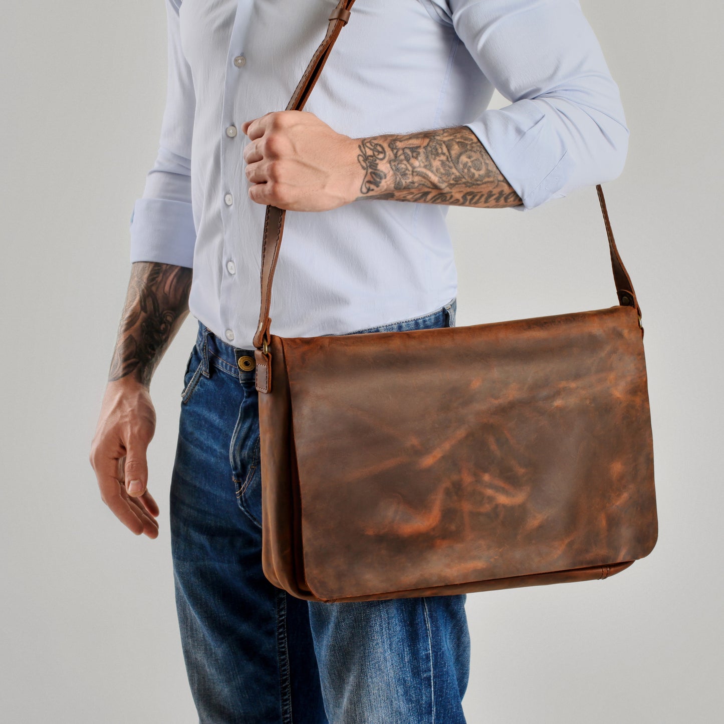 Handmade Vintage Laptoptasche aus Leder mit Schultergurt MICHAEL