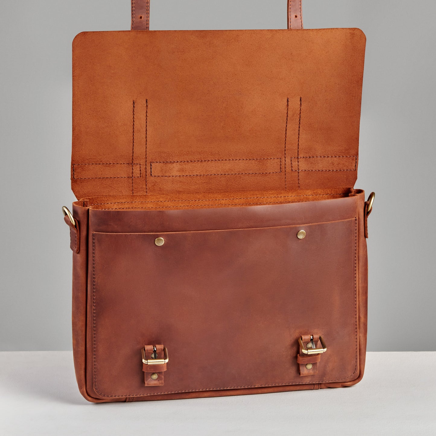 Handmade Leder-Umhängetasche ALESSANDRO