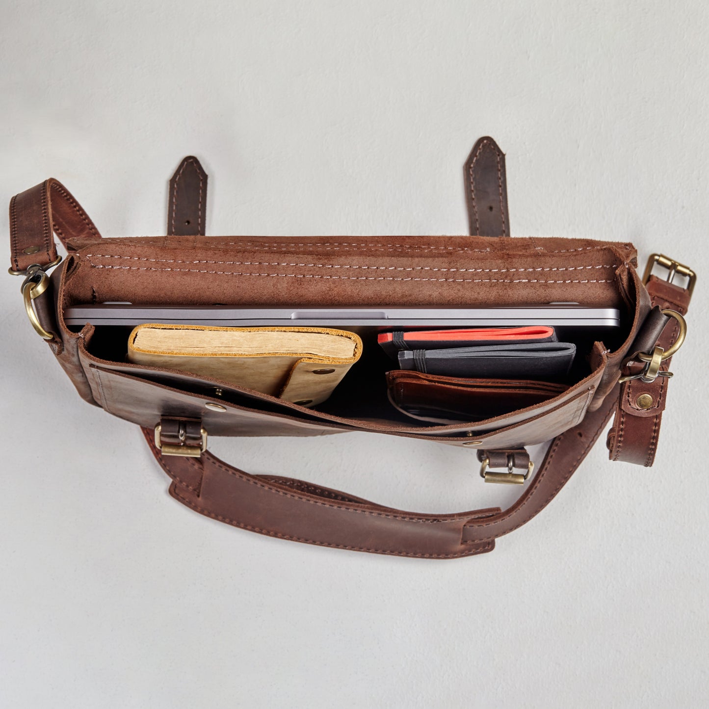 Handmade Leder-Umhängetasche ALESSANDRO