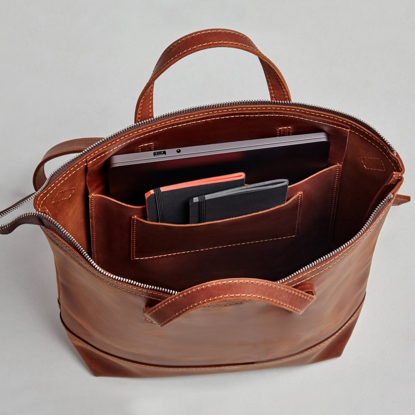 Handmade Rucksack aus Leder KELLY
