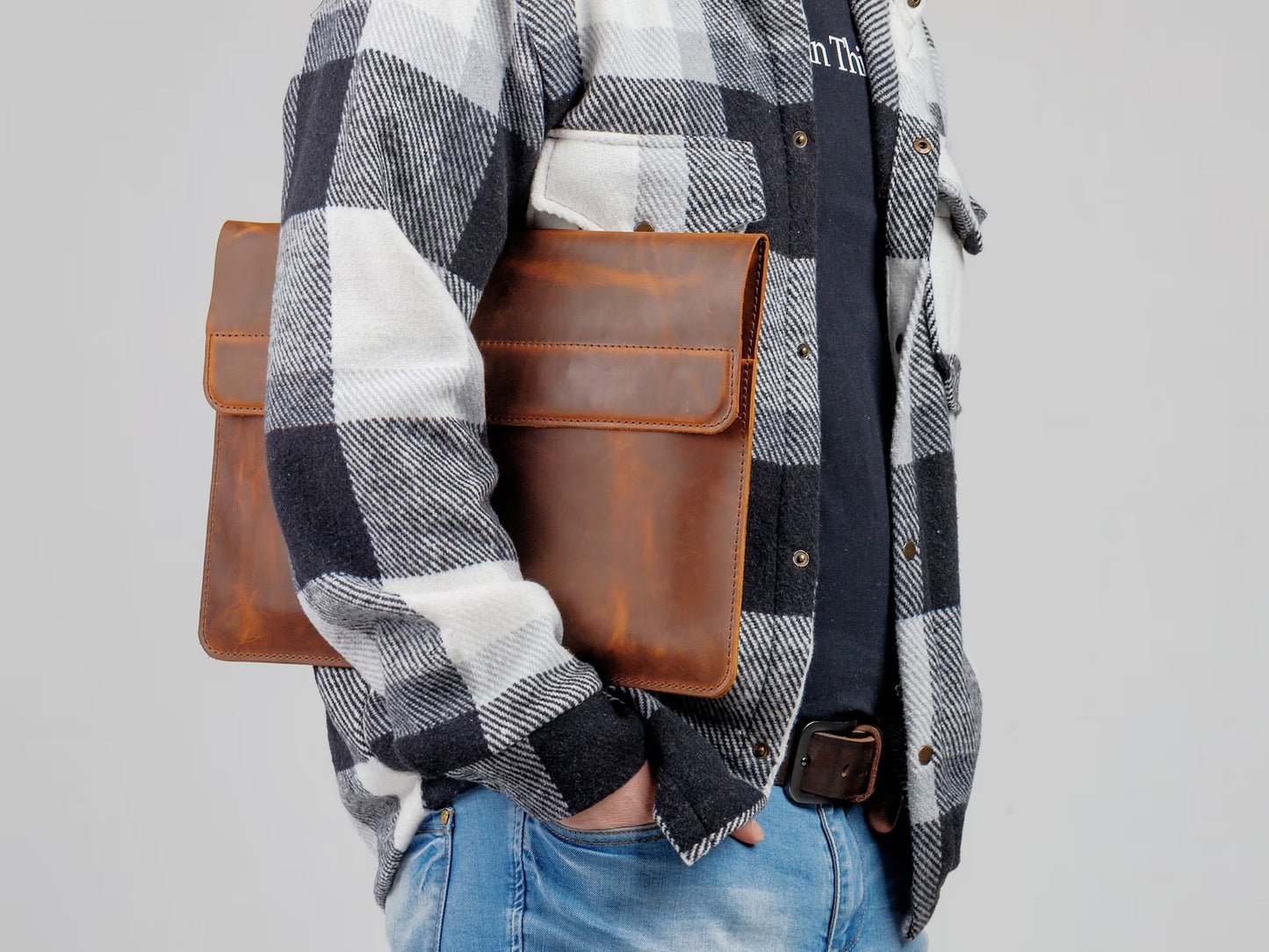 Handmade Laptophülle aus Leder