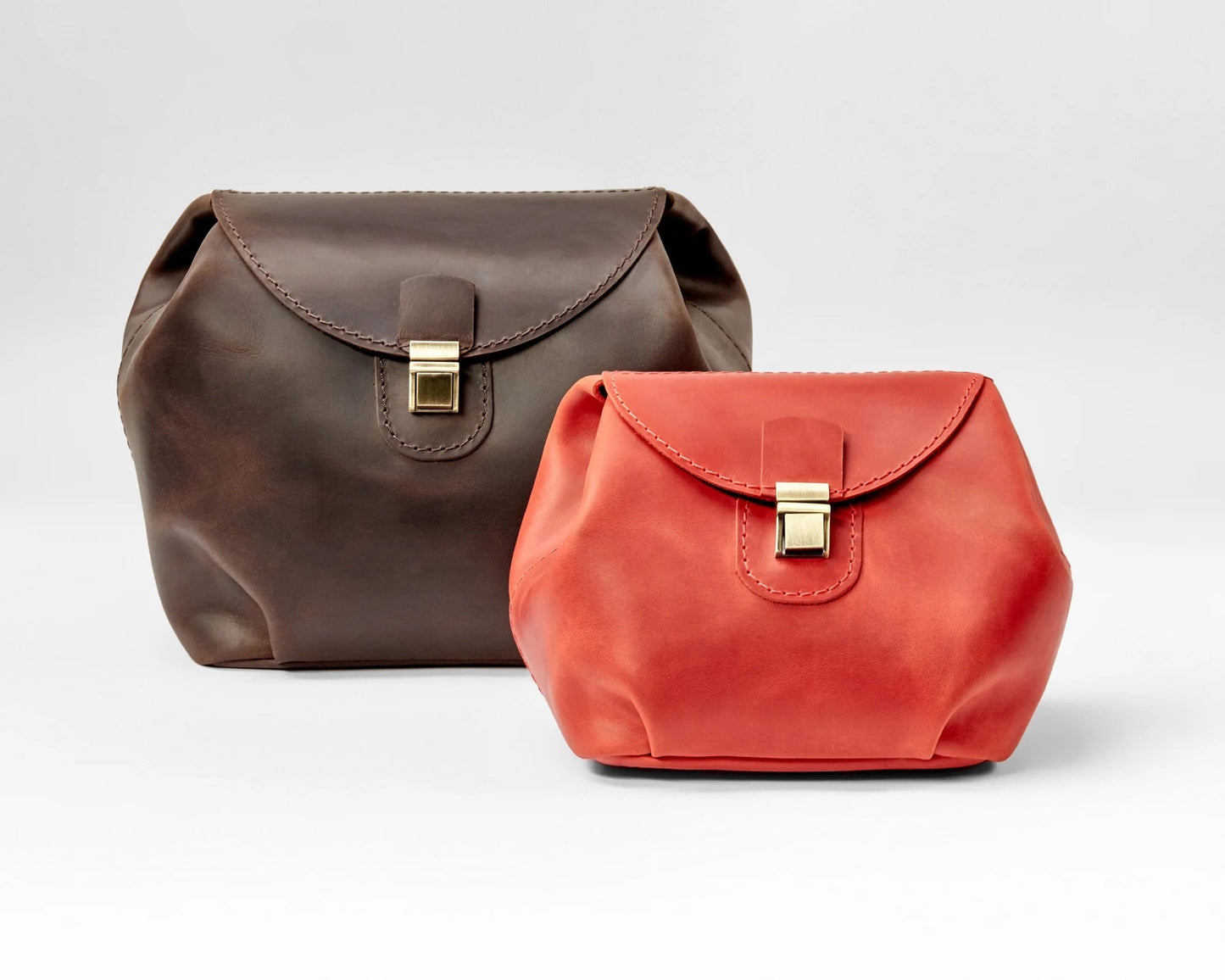 Handmade Kulturtasche aus Leder